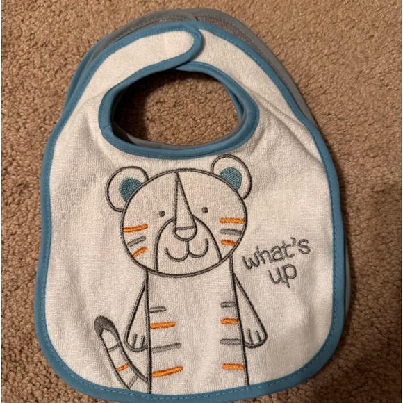 Set of 2 Bibs - Picture 1 of 4